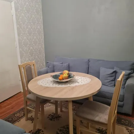 Apartment Naeituse